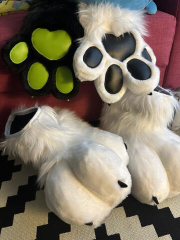 professionally crafted fursuit paws